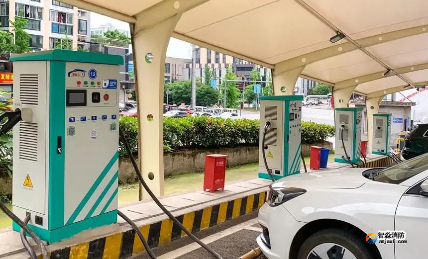 電動(dòng)汽車充電樁與民用建筑之間的安全距離：為何重要？如何規(guī)范？