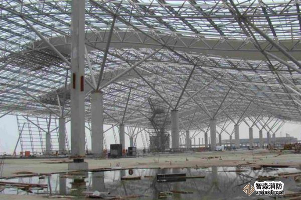 廠房需要設(shè)置貨梯或消防梯時(shí)，由建筑加固公司