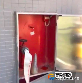 案例:家中失火遭遇小區(qū)消防栓沒(méi)水，物業(yè)是否擔(dān)